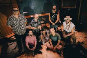 Cartelera | Tras el rotundo éxito en su vuelta a los escenarios, Papanegro se presentará en Concepción.