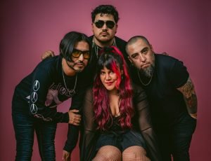 Noticias | “Viendo el gris”: Azolar presenta su faceta más introspectiva