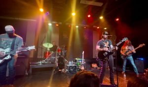 Cartelera | Nicotine Dolls prepara su debut en Chile