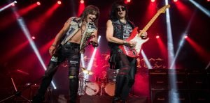 Cartelera | Rata Blanca celebra 35 años de magia en Santiago