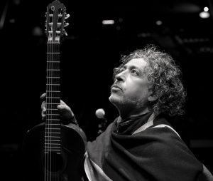 Cartelera | Manuel García hará una gira nacional interpretando a Silvio Rodríguez