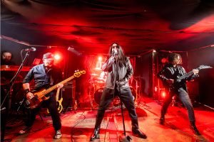 Noticias | Domic libera su tercer álbum “Where Echoes End”