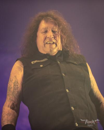 Testament 9